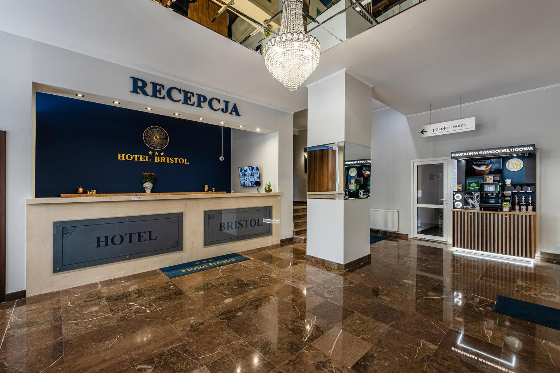 Hotel Bristol Kielce Extérieur photo