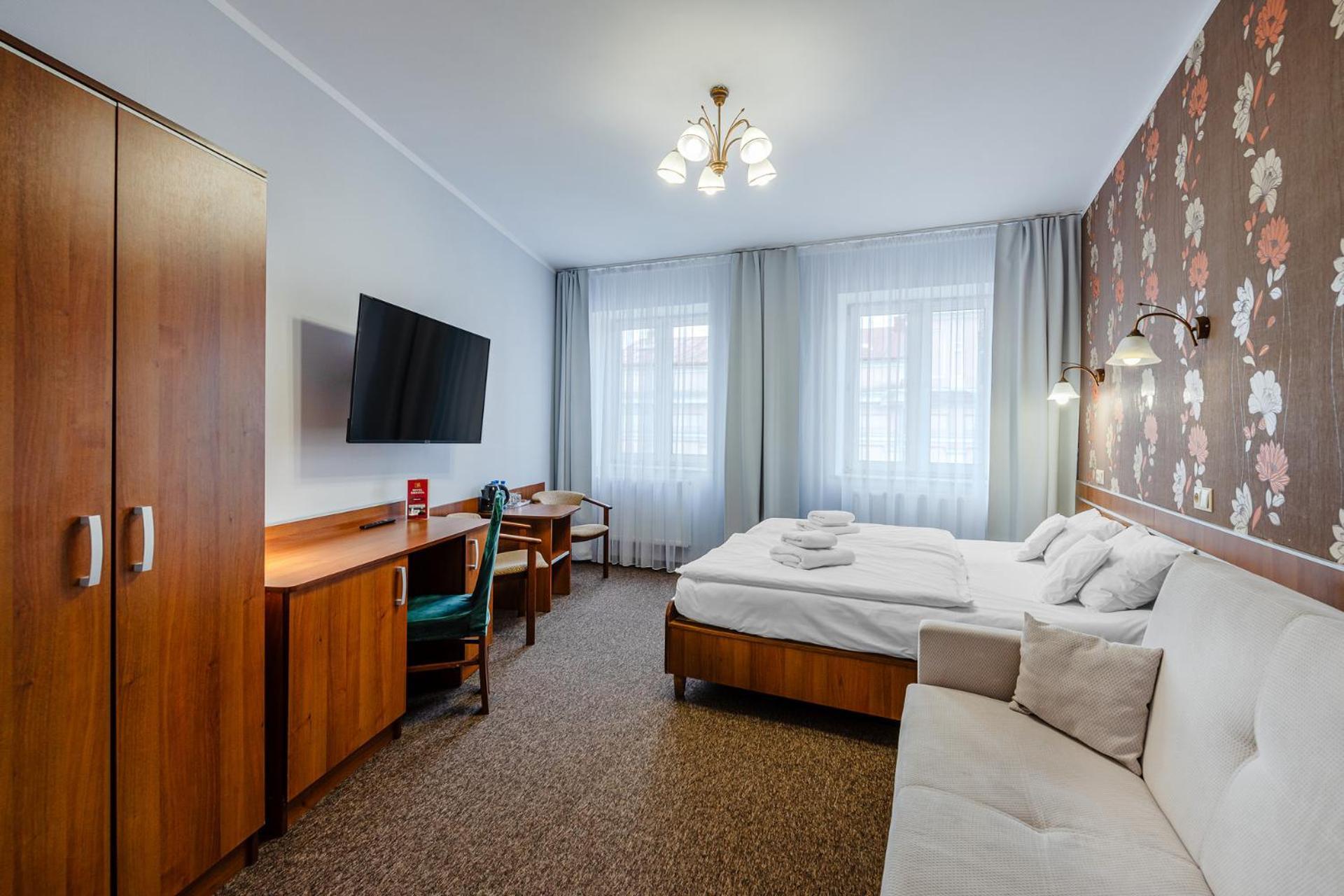 Hotel Bristol Kielce Extérieur photo